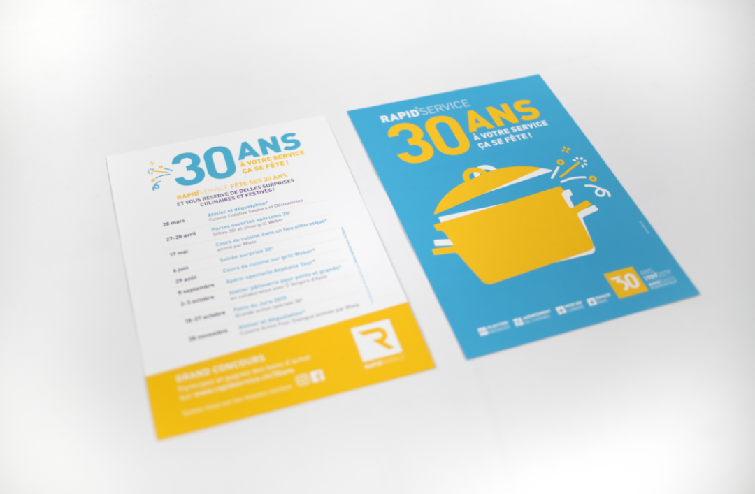 Un flyer présentant une casserole jaune sur fond bleu