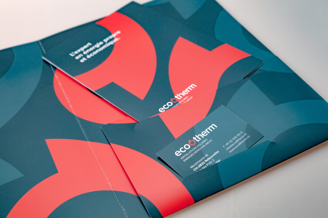 Brochure, carte et porte document pour eco6therm, l'expert en énergie propre et économique.