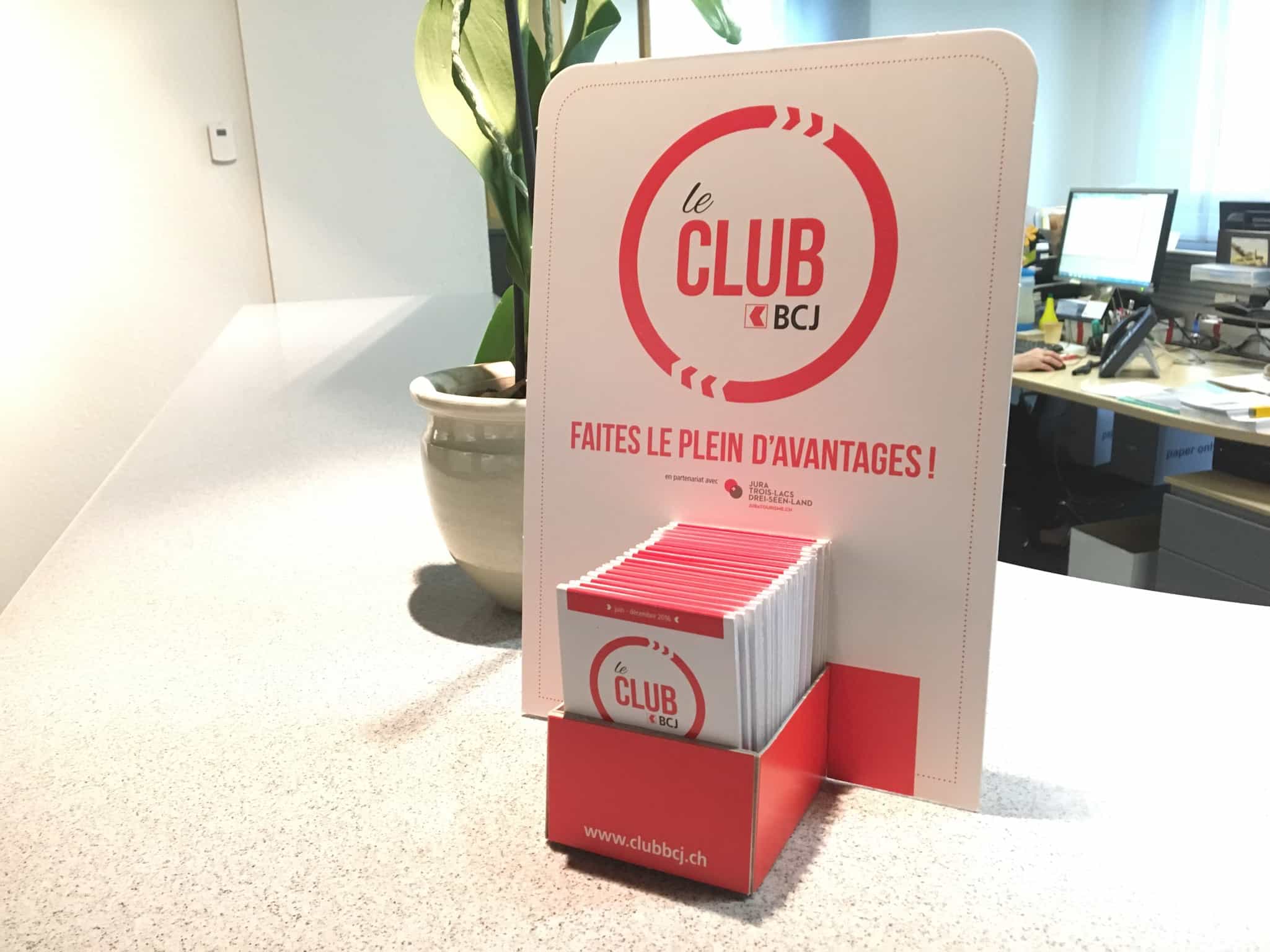 Distributeur de flyers pour le club BCJ.